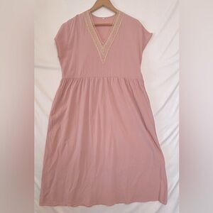 Plus Size NWOT Pink Lace V-Neck Maxi Dress Size XXL